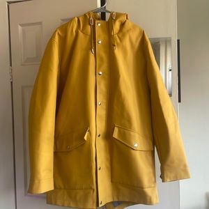 Men’s Levi Raincoat, Size XL, yellow